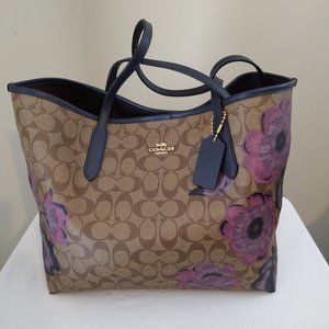 Coach City Rose Tote Bag in Signature Canvas